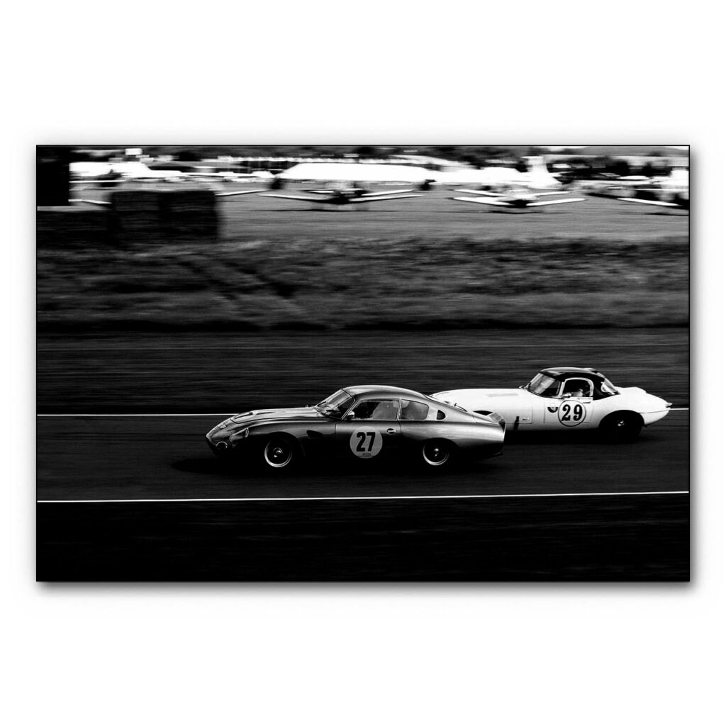 Akustikbild Oldtimer Autorennen (120x80x5 cm, AluStyle, schwarzer Rahmen)