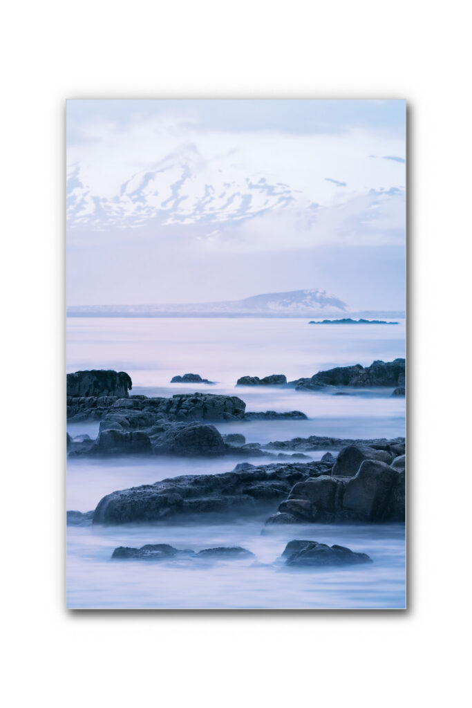 Akustikbild Felsen im Nebel
