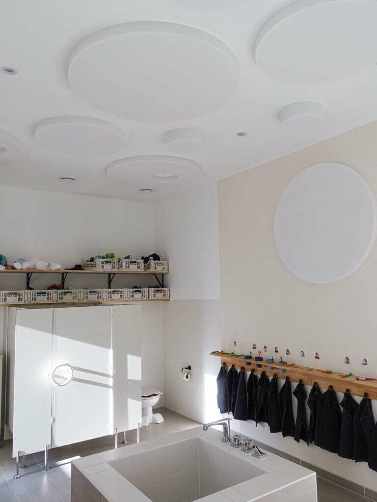 Schallabsorber im Kita Bad