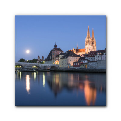 Akustikbild Regensburg mit Mond