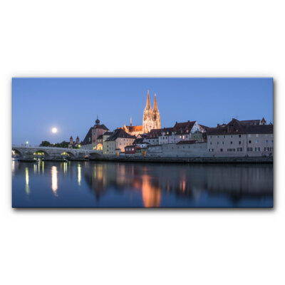 Akustikbild Regensburg mit Mond