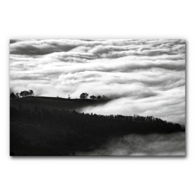 Akustikbild Nebelland Foto einer Landschaft in schwarz-weiß