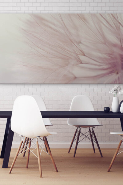 Schallabsorbierendes Bild Dandelion Dreamer am Esstisch