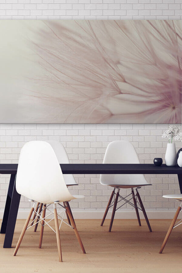 Schallabsorbierendes Bild Dandelion Dreamer am Esstisch