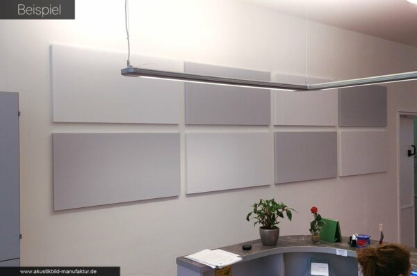 schallschutz-daemmung-arztpraxis-empfangsbereich-lautstaerke-absorberplatten-wand-montage 3cm dicke Absorberplatten (100x50 cm) in weiß und grau